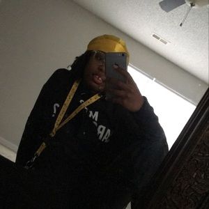 Meet your Posher, Nadia